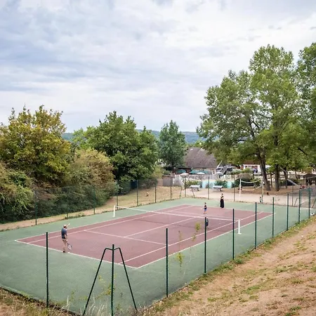 Huttopia Divonne-les-Bains