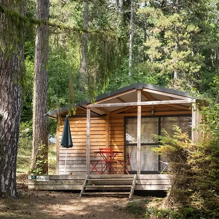 Huttopia Camping 3*